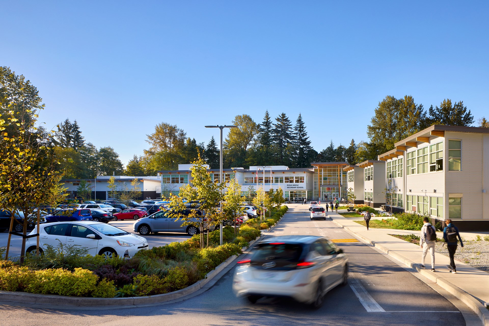 Argyle Exterior